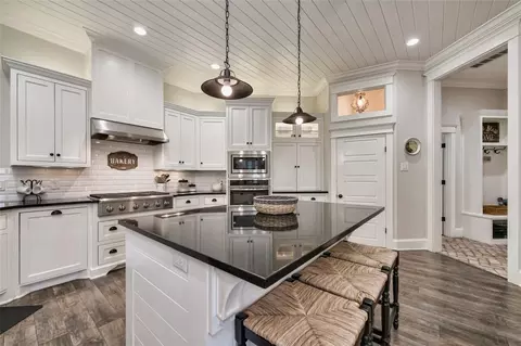 624 Golden Ct, Mcgregor, TX 76657 photo 8