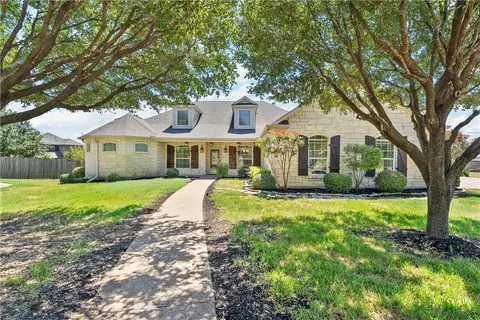 103 Pinnicle Ct, Woodway, TX 76712