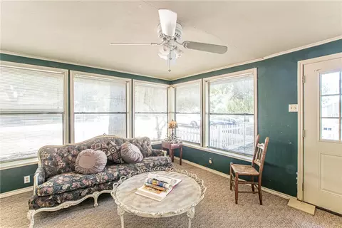 106 N Bordon St, Lorena, TX 76655 photo 9