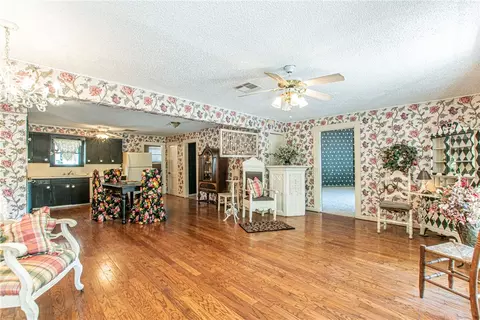 106 N Bordon St, Lorena, TX 76655 photo 22