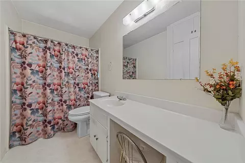 509 Washington St, Mcgregor, TX 76657 photo 4