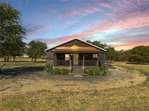 315 Hcr 2452, Abbott, TX 76621