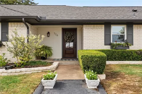 726 Williams Rd, Lorena, TX 76655 photo 2