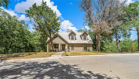 9535 Brookhollow Dr, Woodway, TX 76712