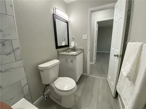 211 Pullen St, Mcgregor, TX 76657 photo 9