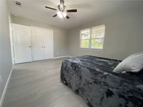 211 Pullen St, Mcgregor, TX 76657 photo 16