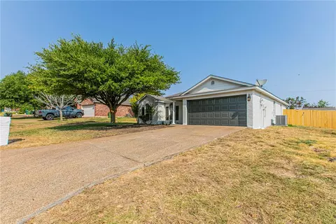 721 Pebble Creek Dr, Hewitt, TX 76643 photo 22