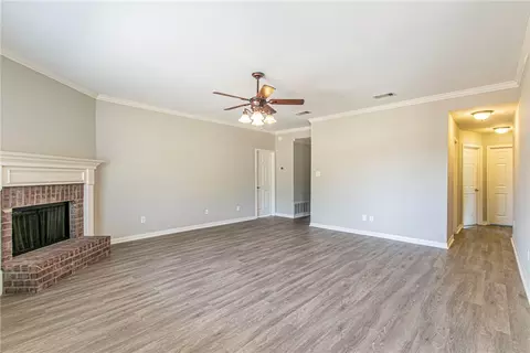 721 Pebble Creek Dr, Hewitt, TX 76643 photo 2