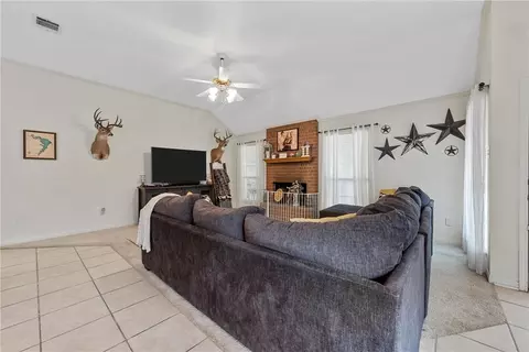 322 Station Creek Dr, Waco, TX 76708 photo 4