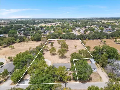 4302 E Wheeler St, Waco, TX 76705