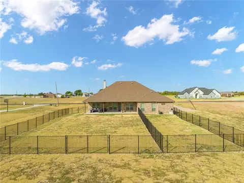 122 Angus Ct, Itasca, TX 76055 photo 6