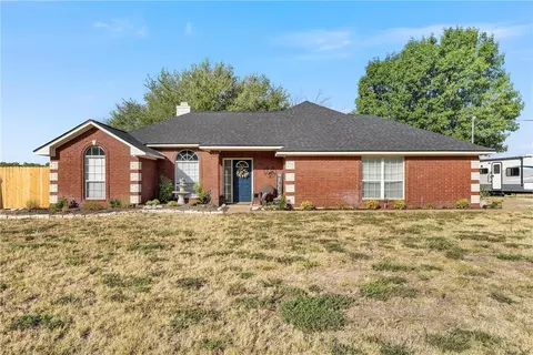 245 Oak Dr, Waco, TX 76705