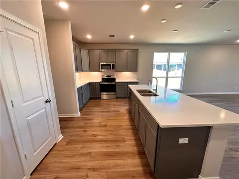 3512 Beutel Rd, Lorena, TX 76655 photo 6