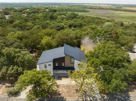 14016 Harbor Dr, Woodway, TX 76712