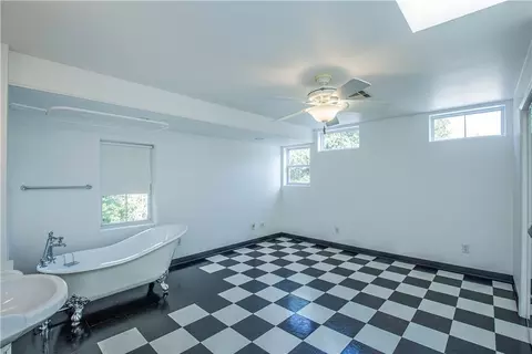 6101 Logue Ln, Waco, TX 76708 photo 18