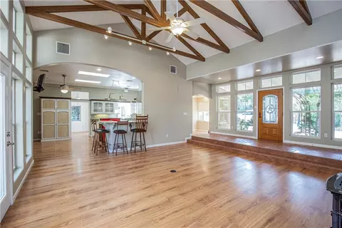 6101 Logue Ln, Waco, TX 76708 photo 5
