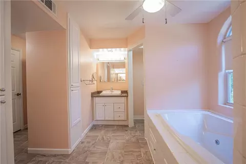6101 Logue Ln, Waco, TX 76708 photo 14