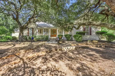 207 Royal View Rd, Salado, TX 76571