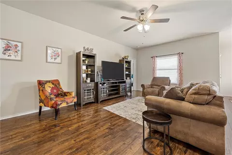 2717 Skinner Dr, Lorena, TX 76655 photo 8