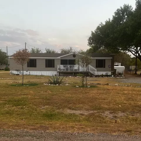 8700 Old Marlin Rd, Waco, TX 76705