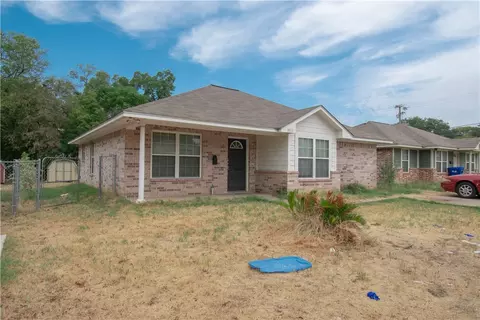 1022 Faulkner Ln, Waco, TX 76704