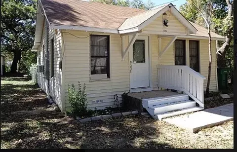 120 N Bermuda St, Waco, TX 76705