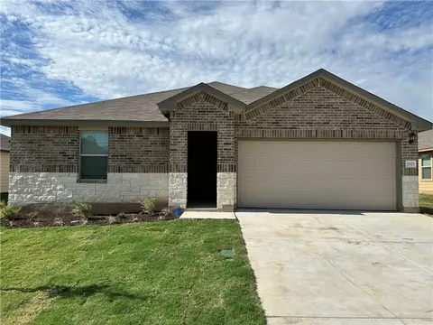 7025 Llano Dr, China Spring, TX 76633