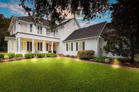265 Settlers Creek Trl, Woodway, TX 76712