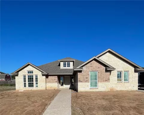 861 Day Star St, Hewitt, TX 76643