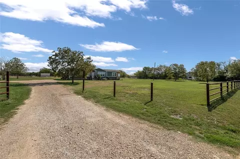 860 Dosher Ln, Waco, TX 76712