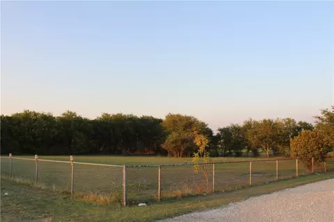 3613 Old Lorena Rd, Lorena, TX 76655 photo 2