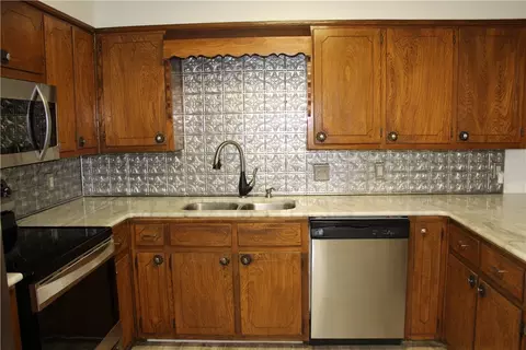 3613 Old Lorena Rd, Lorena, TX 76655 photo 8