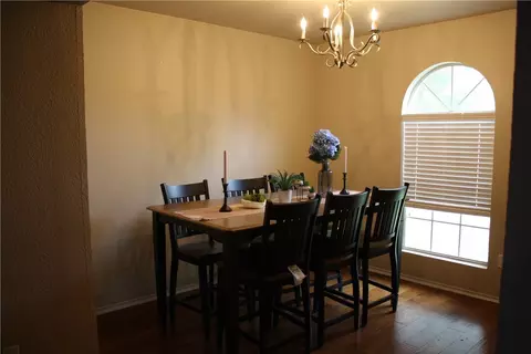 929 Eagles Nest Dr, Hewitt, TX 76643 photo 4