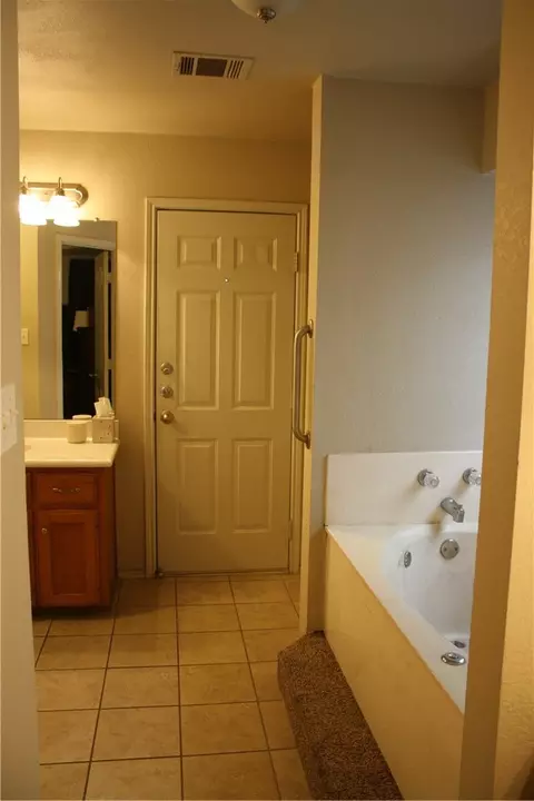 929 Eagles Nest Dr, Hewitt, TX 76643 photo 8