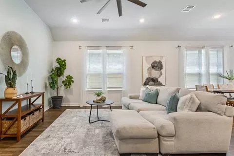 1005 Paddock Ln, Georgetown, TX 78626 photo 10