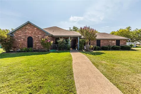 1800 Inez Dr, Robinson, TX 76706