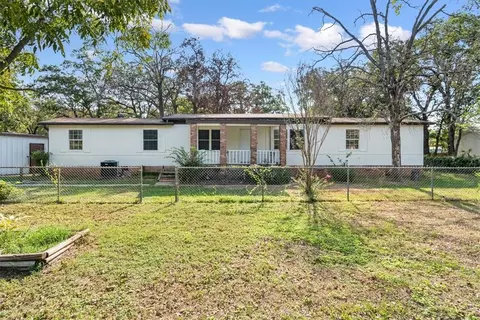 328 Beaver Ln, Waco, TX 76705