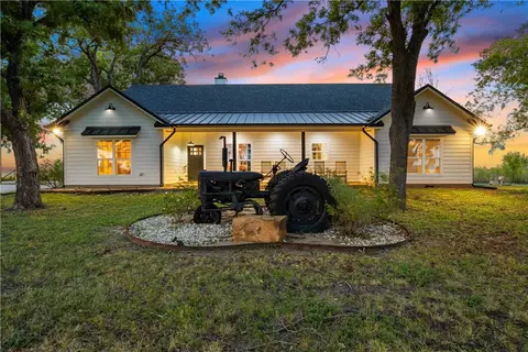 248 Levi Pkwy, Lorena, TX 76655