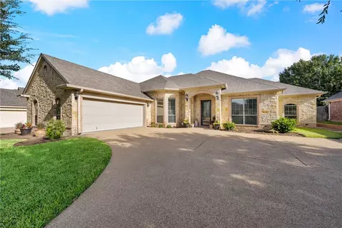 323 Edinburgh Ln, Waco, TX 76712