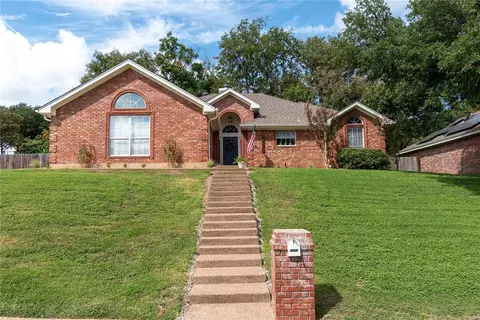4000 Green Point St, Waco, TX 76710