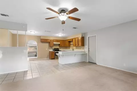 714 Post Dr, Hewitt, TX 76643 photo 7