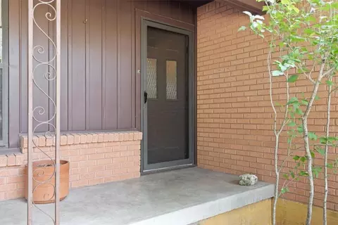 4319 N 23rd St, Waco, TX 76708 photo 6