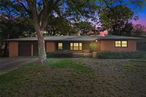 4319 N 23rd St, Waco, TX 76708
