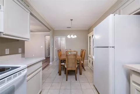 10325 Peony Ln, Waco, TX 76708 photo 9