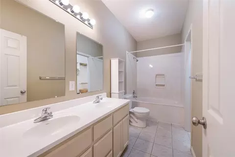 10325 Peony Ln, Waco, TX 76708 photo 13