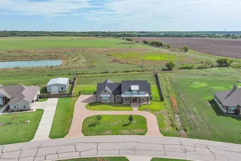 257 Ralynn Dr, Lorena, TX 76655 photo 2