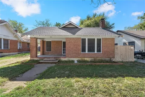 704 N 32nd St, Waco, TX 76707