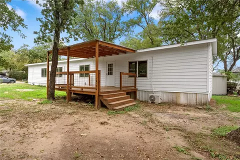 506 Whispering Ave, Waco, TX 76705