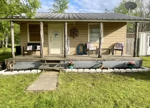 801 S Narcissus St, Kosse, TX 76653