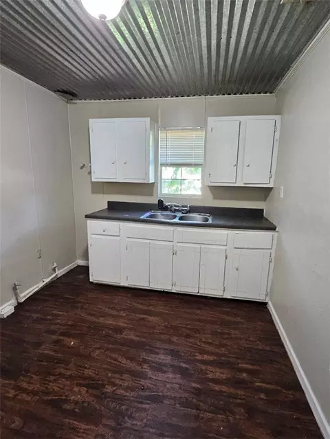 2500 Lyle Ave, Waco, TX 76708 photo 6